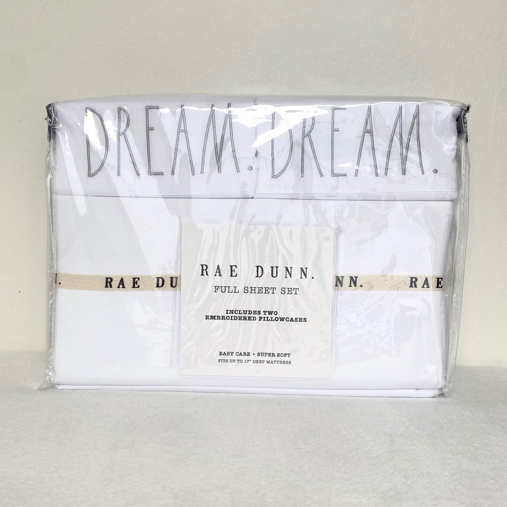 Rae Dunn full sheet set